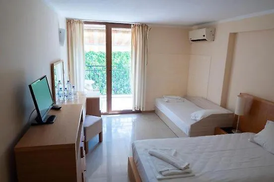 Hotel Oasis Park - New Managment 3*