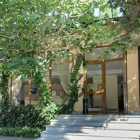 Oasis Park - New Managment 酒店 内塞伯尔