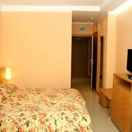 Hotel Oasis Park - New Managment 3*