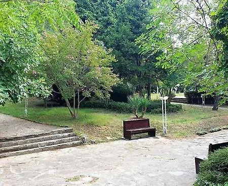 Oasis Park - New Managment נסבר