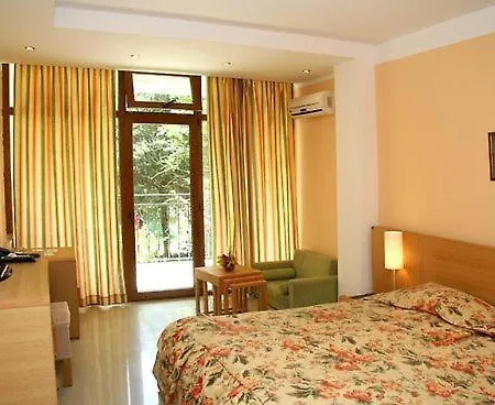 Oasis Park - New Managment 内塞伯尔